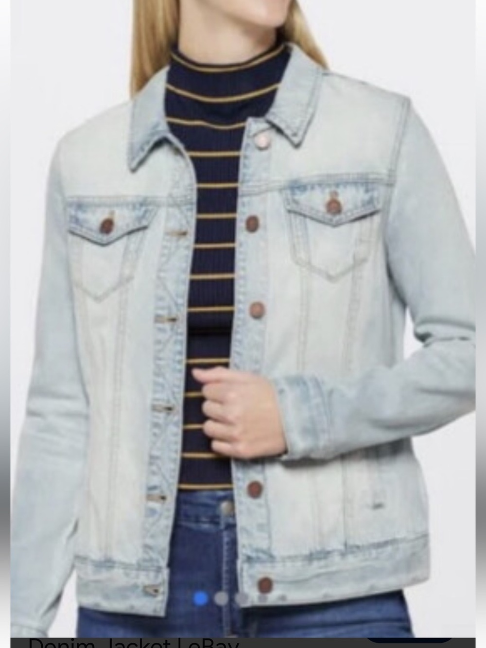 Market & Spruce Woman's Light Wash Trucker Light Wash Denim Jacket